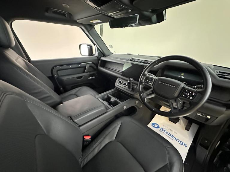 2025 Land Rover Defender 90 3.0 D350 MHEV X-Dynamic HSE Hard Top SUV Auto 4WD SWB Euro 6 (s/s) 3d...