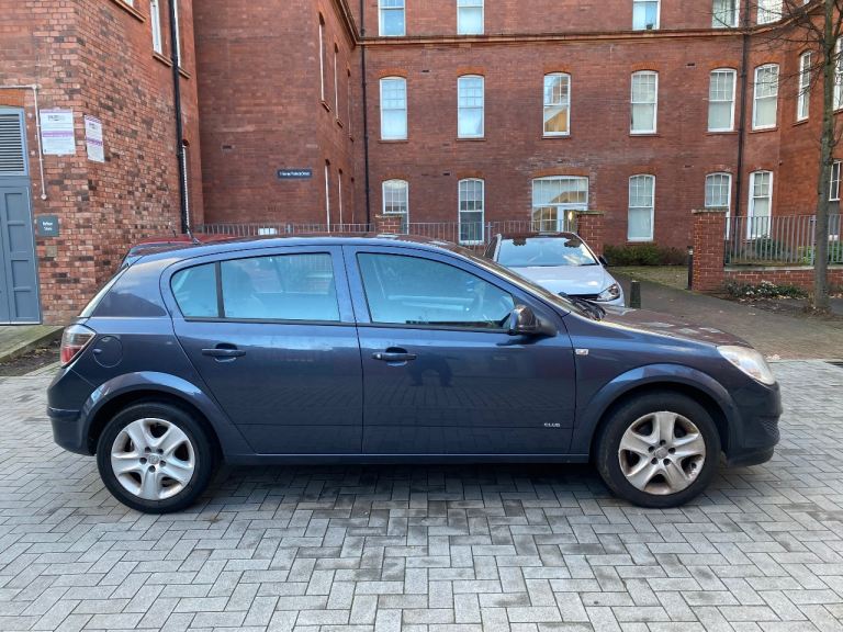 2011 VAUXHALL ASTRA 1.8 AUTOMATIC | EXCELLENT CAR | ULEZ FREE