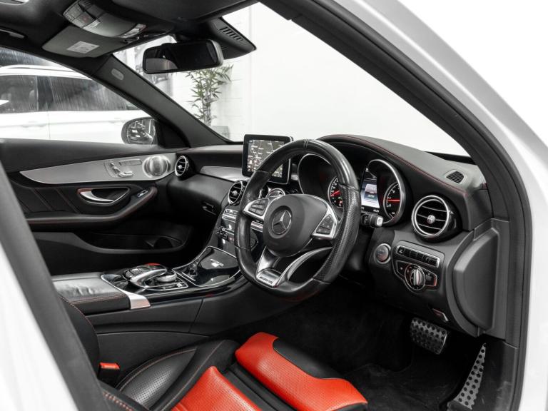 2015 Mercedes-Benz C Class 4.0 C63 V8 BiTurbo AMG (Premium) SpdS MCT Euro 6 (s/s) 4dr SALOON Petr...