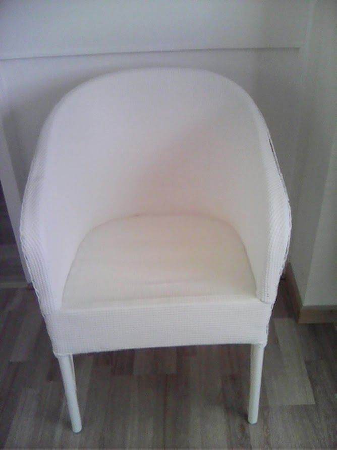 image for Lloyd Loom Chair with Coordinating Linen/Storage Box