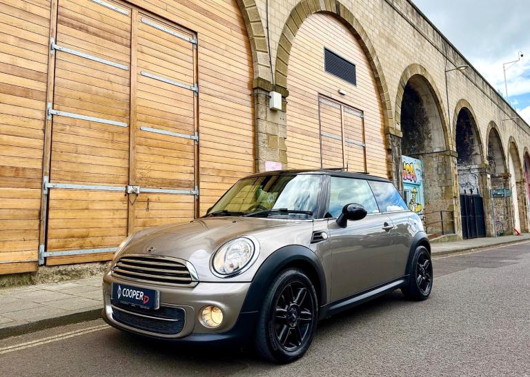 2013 MINI Hatch 1.6 Cooper D 3dr HATCHBACK Diesel Manual