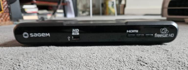 Satellite set top box Sagem Freesat HD