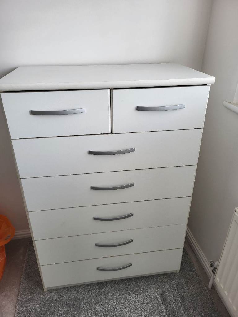 White Chest of Drawers - Good Condition, 6 Drawers