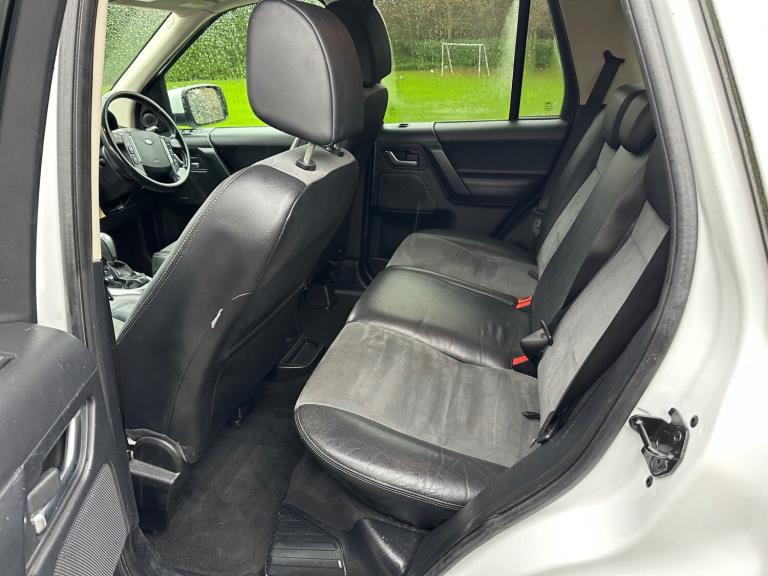 2012 Land Rover Freelander 2.2 SD4 XS 5dr Auto ESTATE Diesel Automatic