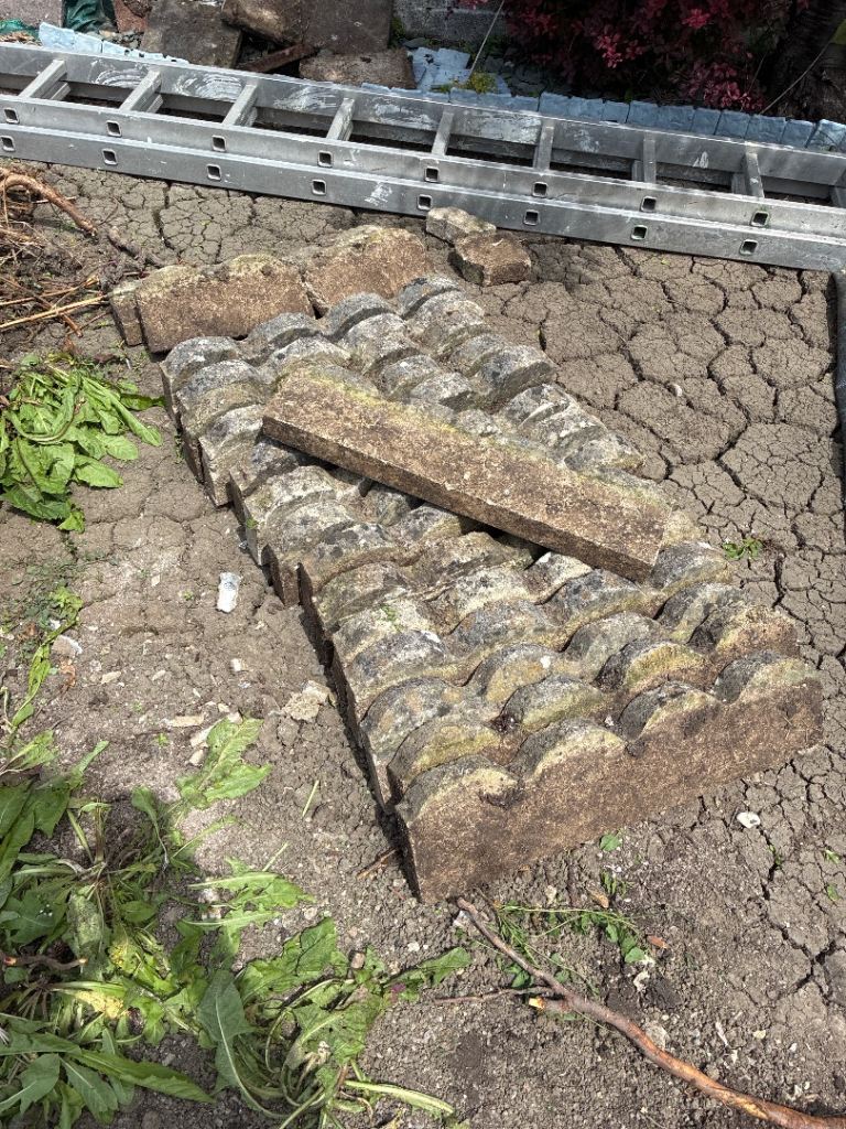 Stone garden edging 60cm long. 15 in total plus odds and ends