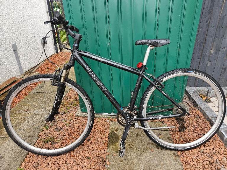 Trek 7100 Hybrid Bike – £75 ONO