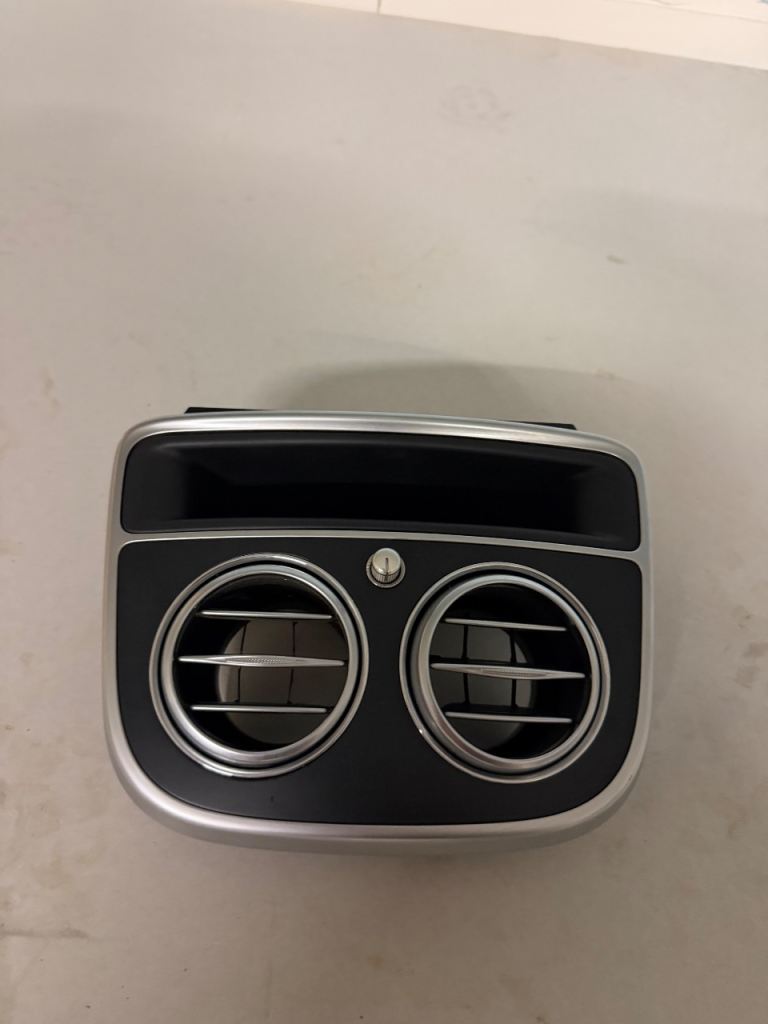 Mercedes s class w22 rear trim