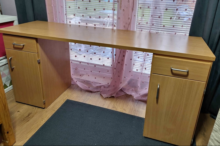 Large PC / Office desk