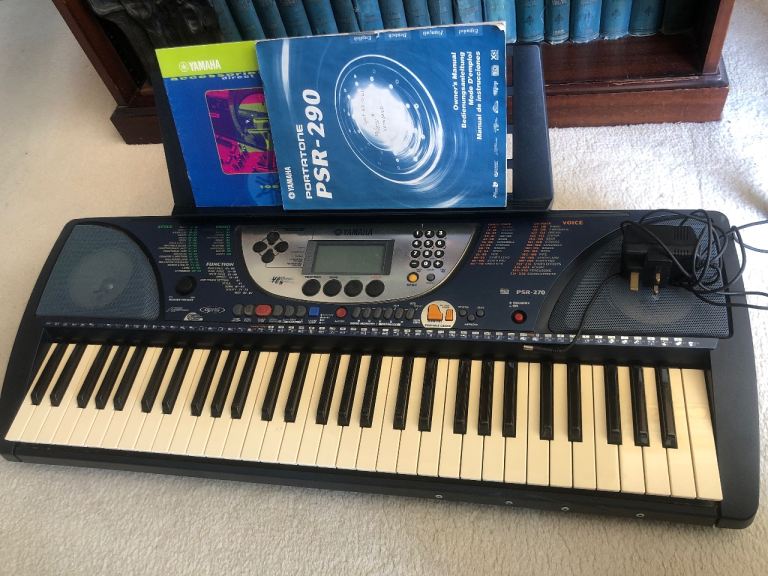 Yamaha PSR290 keyboard, 