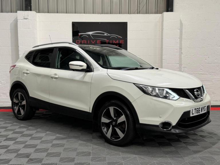 2016 Nissan Qashqai 1.5 dCi N-Connecta 5dr HATCHBACK DIESEL Manual