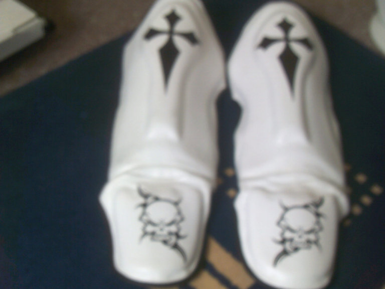  PAIR MARTIAL ARTS PADS 