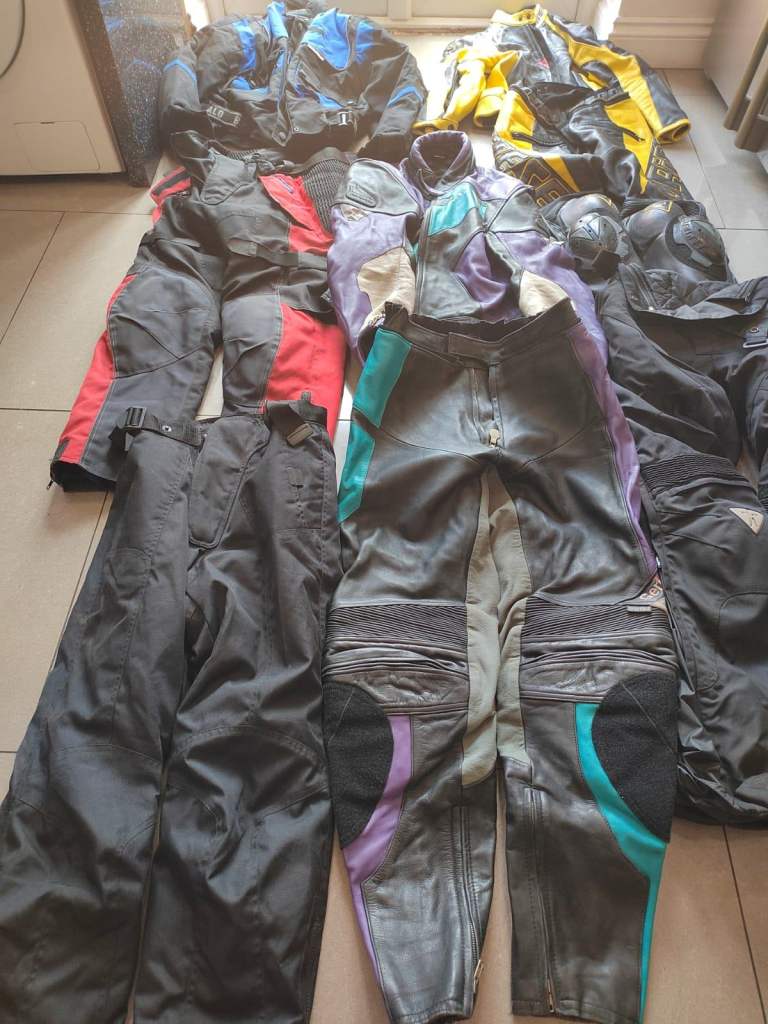 East London Motorcycle Clothing – ALL TYPES – SEE PHOTOS – EAST LONDON - 807