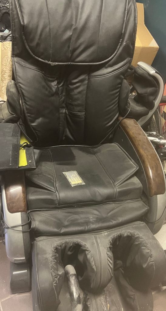 Large Black full body Massage Recliner chair  – Good Condition
