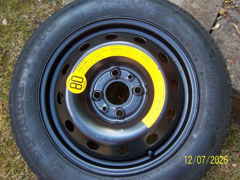 Tyre. PIRELLI. ex Fiat Punto. Temporary 50 mph. Size.....135/80 B14