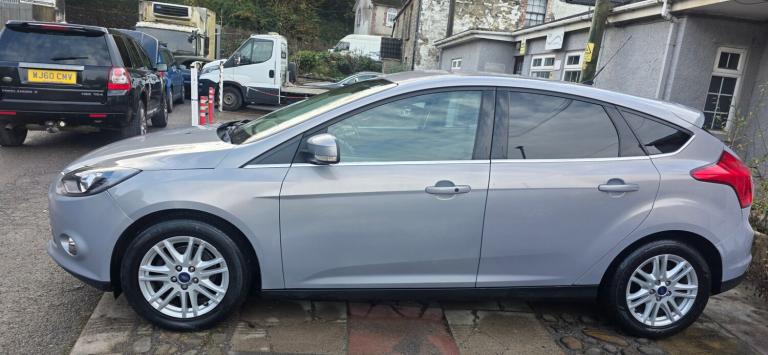 2013 Ford Focus 1.6 125 Titanium 5dr Powershift HATCHBACK Petrol Automatic