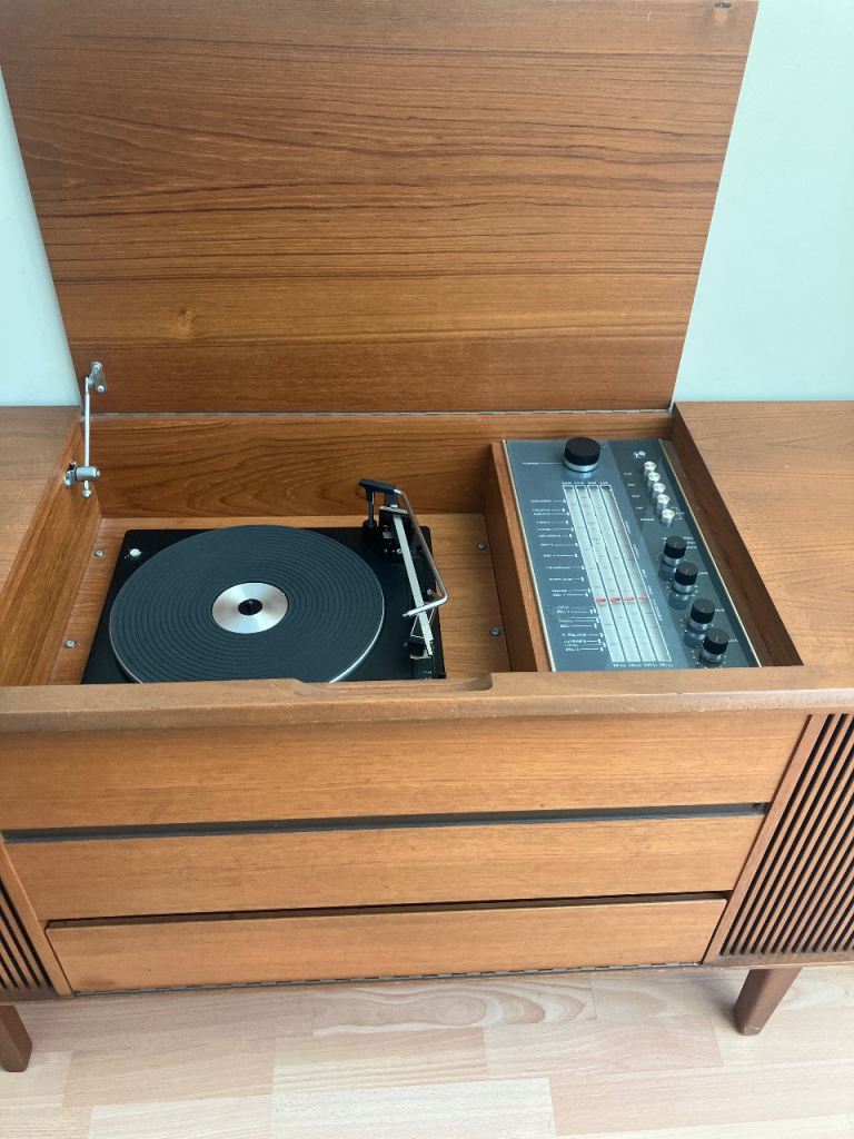 Beautiful Radiogram 