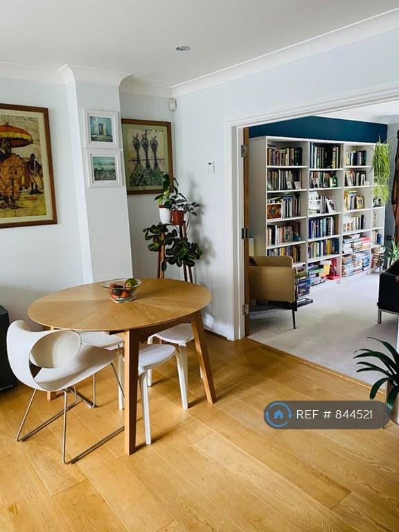 4 bedroom house in Mill Court, Tunbridge Wells, TN3 (4 bed) (#844521)