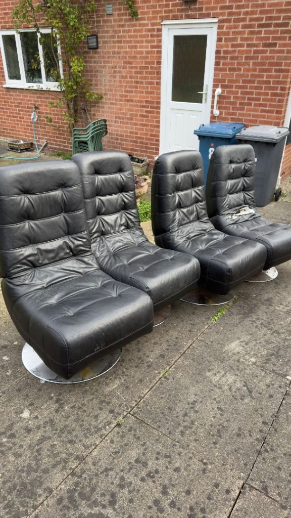 Revolving Chair pick up only