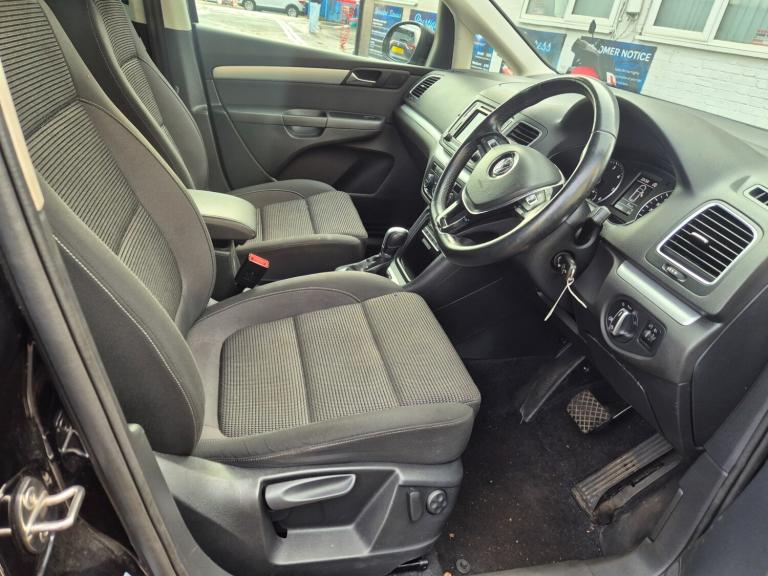 2019 Volkswagen Sharan 2.0 TDI SCR 150 SE Nav 5dr DSG MPV Diesel Automatic