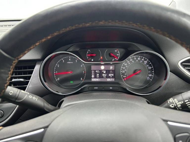 2019 Vauxhall Crossland X *AUTO!* 1.5 Turbo D Elite SUV 5dr Diesel Auto Euro 6 (s/s) (120 ps) FUL...