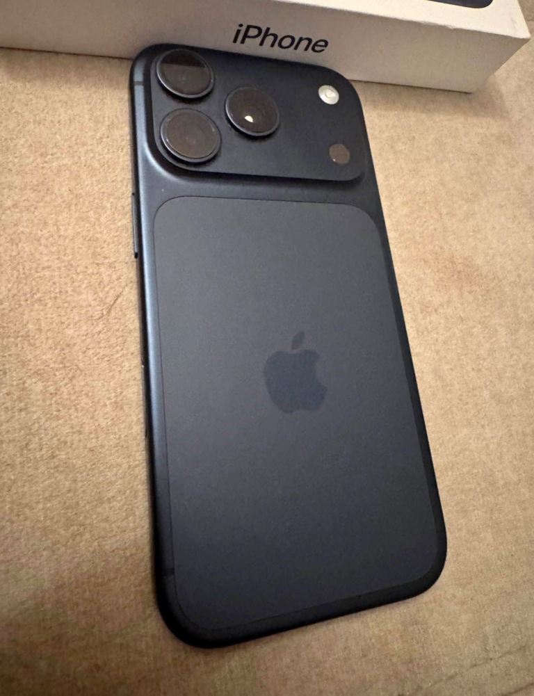 Apple iPhone 17 pro  – As Good As New, Boxed