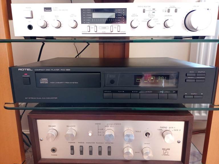Rotel RCD-865 CD compact disc player