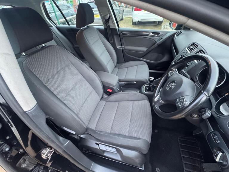 2011 Volkswagen Golf 1.6 TDi 105 BlueMotion Tech Match 5dr HATCHBACK DIESEL Manual