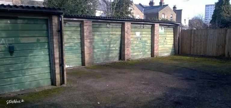 Garage to rent in Enfield (EN3) | Stashbee