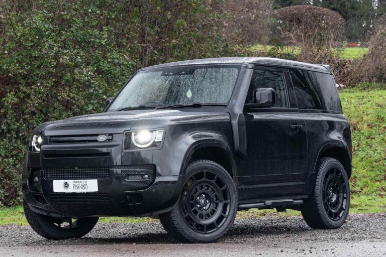  Land Rover Defender 90 3.0 D250 MHEV X-Dynamic HSE SUV 3dr Diesel Auto 4WD Euro 6 (s/s) (250 ps)...