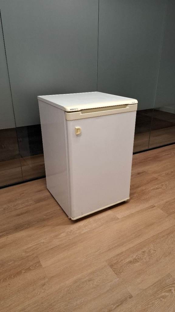 Under-counter Beko Glacier Fridge 