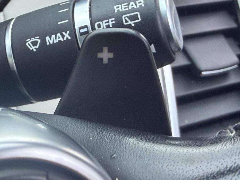 2017 Land Rover Discovery 3.0 TDV6 HSE Automatic 4WD Euro 6 5dr SUV Diesel Automatic