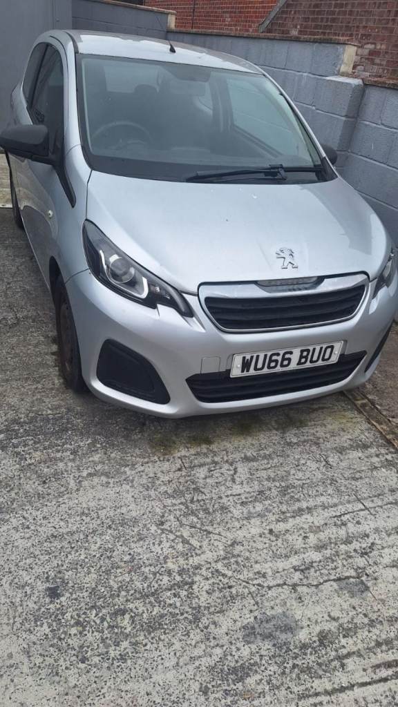 Peugeot, 108, Hatchback, 2016, Manual, 998 (cc), 3 doors