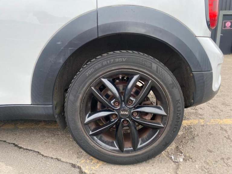 MINI Countryman Cooper SD SUV Diesel Manual