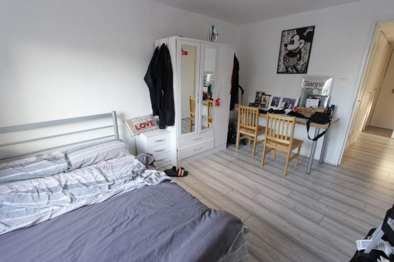 Avail NOW REFURBISHED 2 Bed flat with NO LOUNGE. W1T. Close to Tube, UCL and More Oxford Street