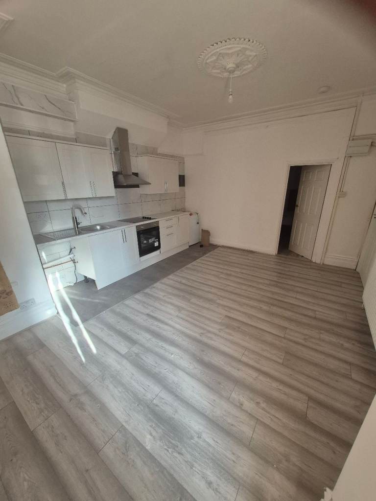 1 Bedroom Flat