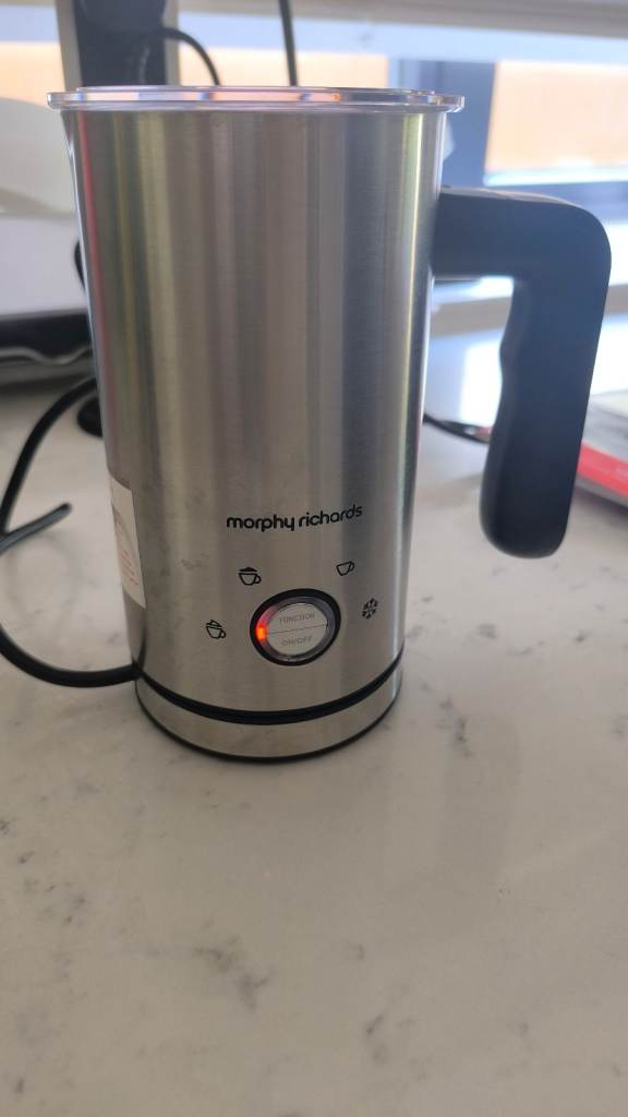 4 in 1 Milk frother, like new.