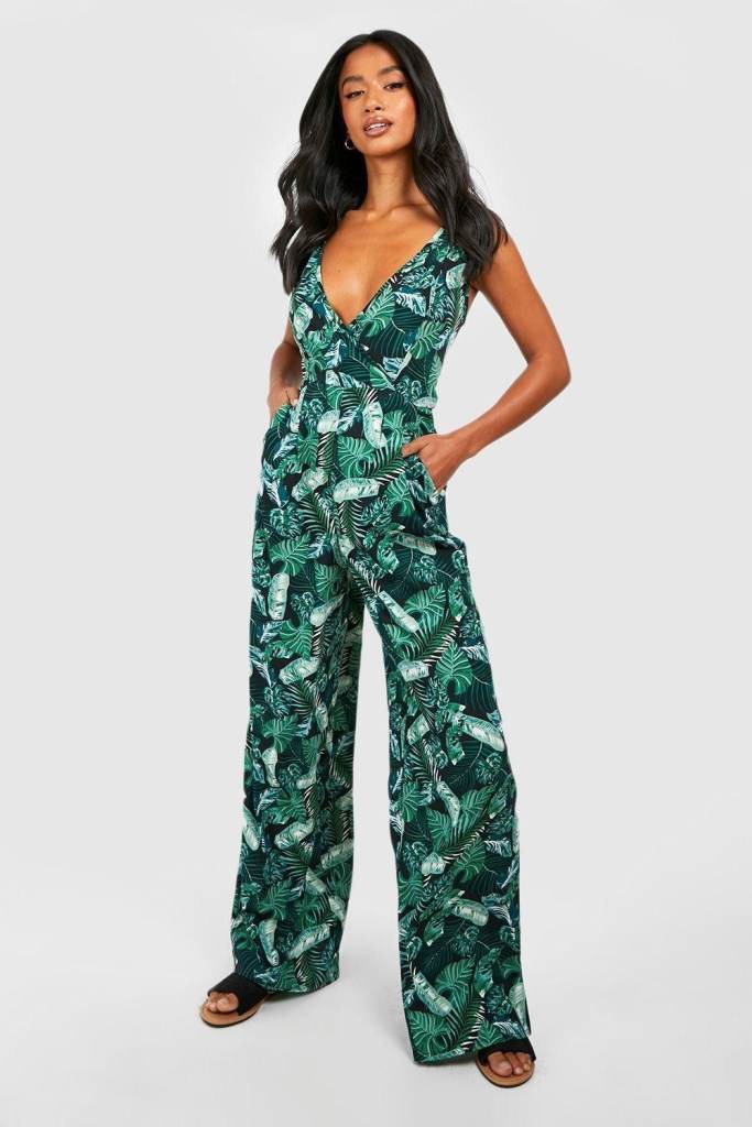 BRAND NEW BOOHOO JUMPSUIT JUNGLE PALM PRINT WOMEN UK Small (8) PETITE BLACK GREEN