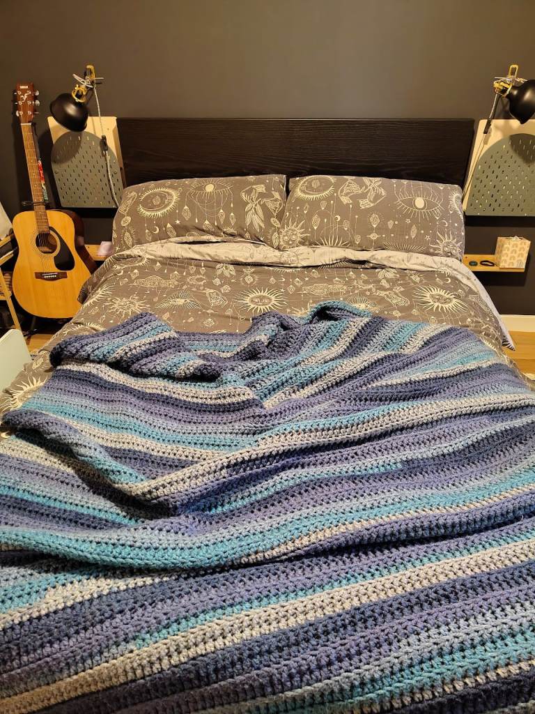 Ikea Malm ottoman bed & mattress 
