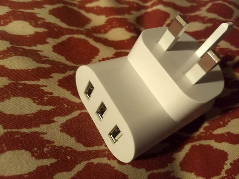 USB x3 plug charger