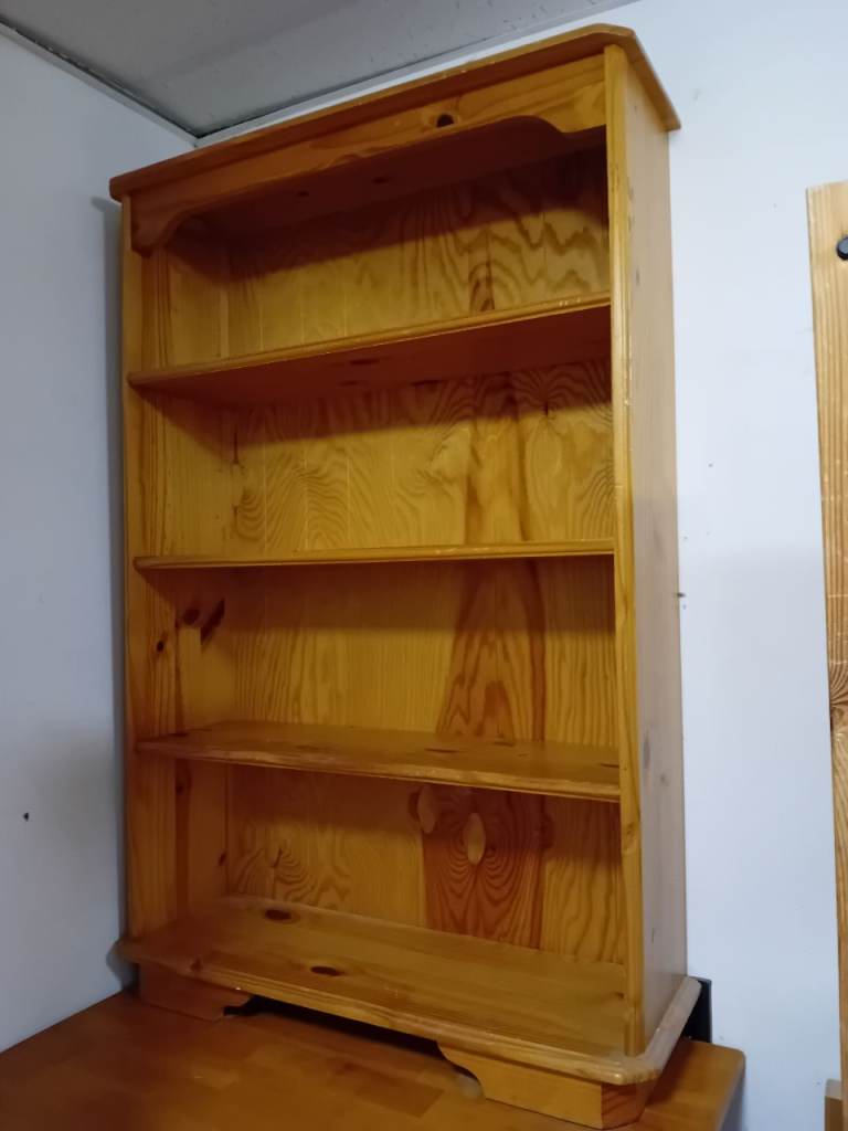 Free to collect wooden shelves