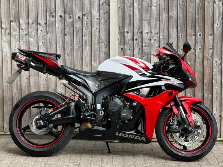 HONDA CBR 600 RR-8 2009 (09) SUPER SPORT + YOSHIMURA + CARBON