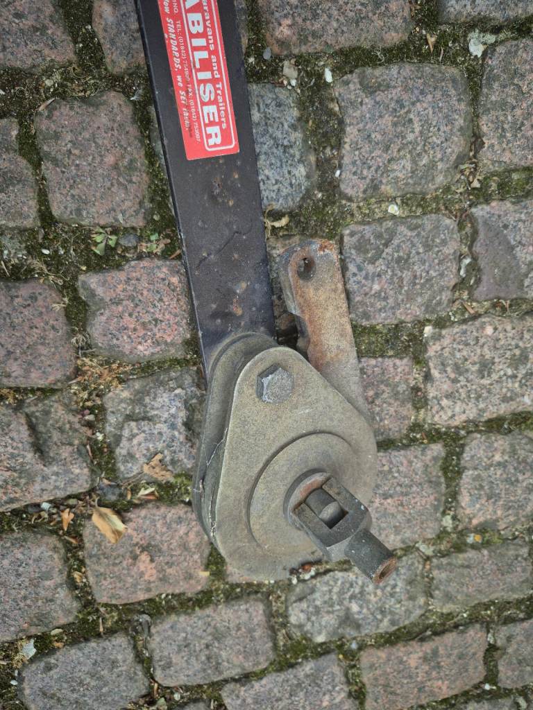 Stabiliser for trailer