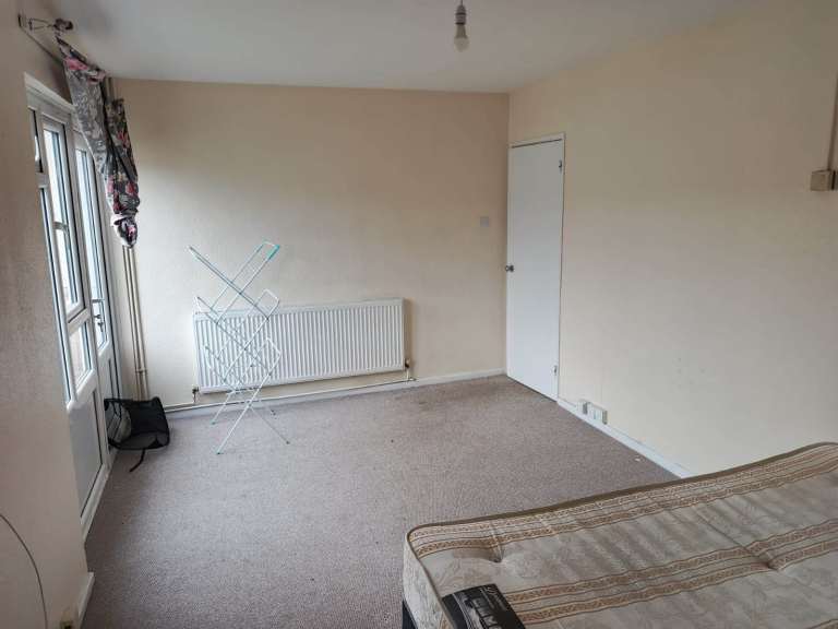 1 Bedroom in Borehamwood, WD6