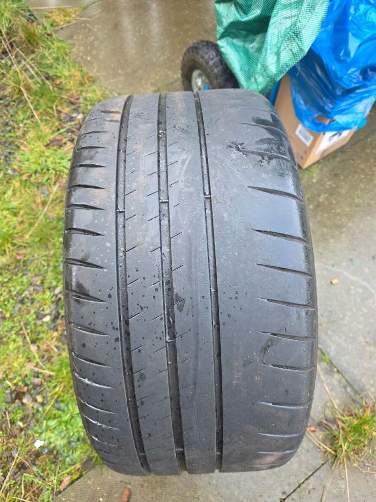 Michelin PS Cup 2 (215/45R17 - 265/35R18)