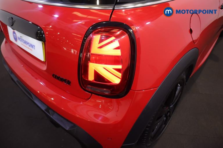 2022 MINI Hatch 1.5 Cooper Sport 3dr Auto [Comfort-Nav Pack] Hatchback Petrol Automatic