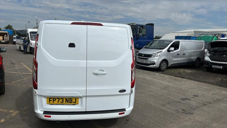 2023 Ford Transit Custom TRANSIT CUSTOM 300 L2 H1 DIESEL FWD  2.0 Eco Blue 130ps Low Roof Van Die...