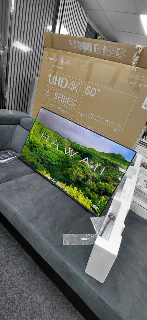 Brand new tv 50inch hisense smart 4k HD HDR BUILT-IN WIFI 