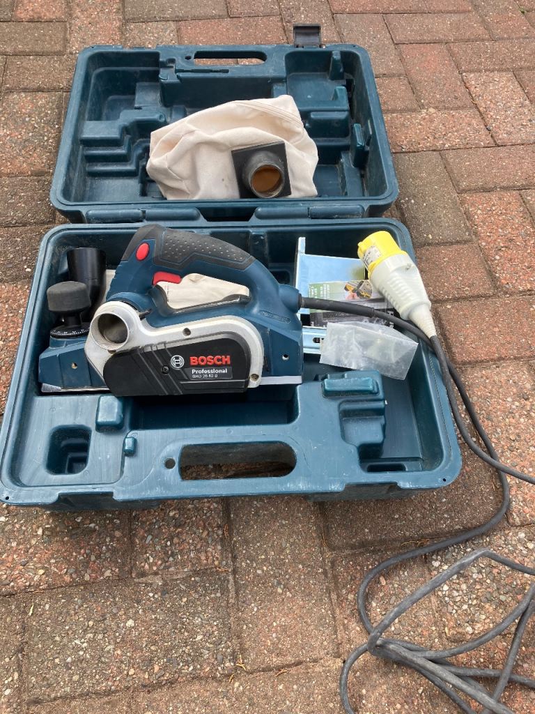 Bosch Professional Power Planer in Carry Case