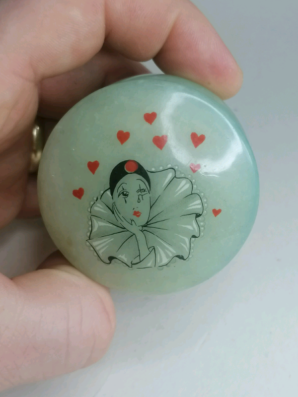 1,8 inch. Miniature Jewellery box. (heavy). 