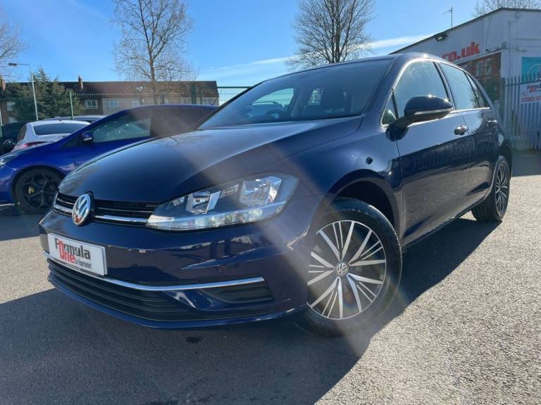 2017 Volkswagen Golf 1.6 SE NAVIGATION TDI BLUEMOTION TECHNOLOGY 5d 114 BHP Hatchback Diesel Manual